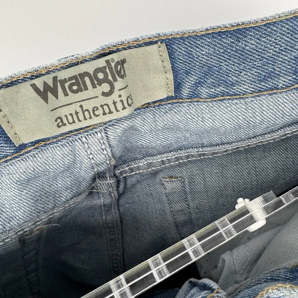 Wrangler Authentic Denim Jeans Mens 29x32 Blue Straight Leg 100% Cotton Western